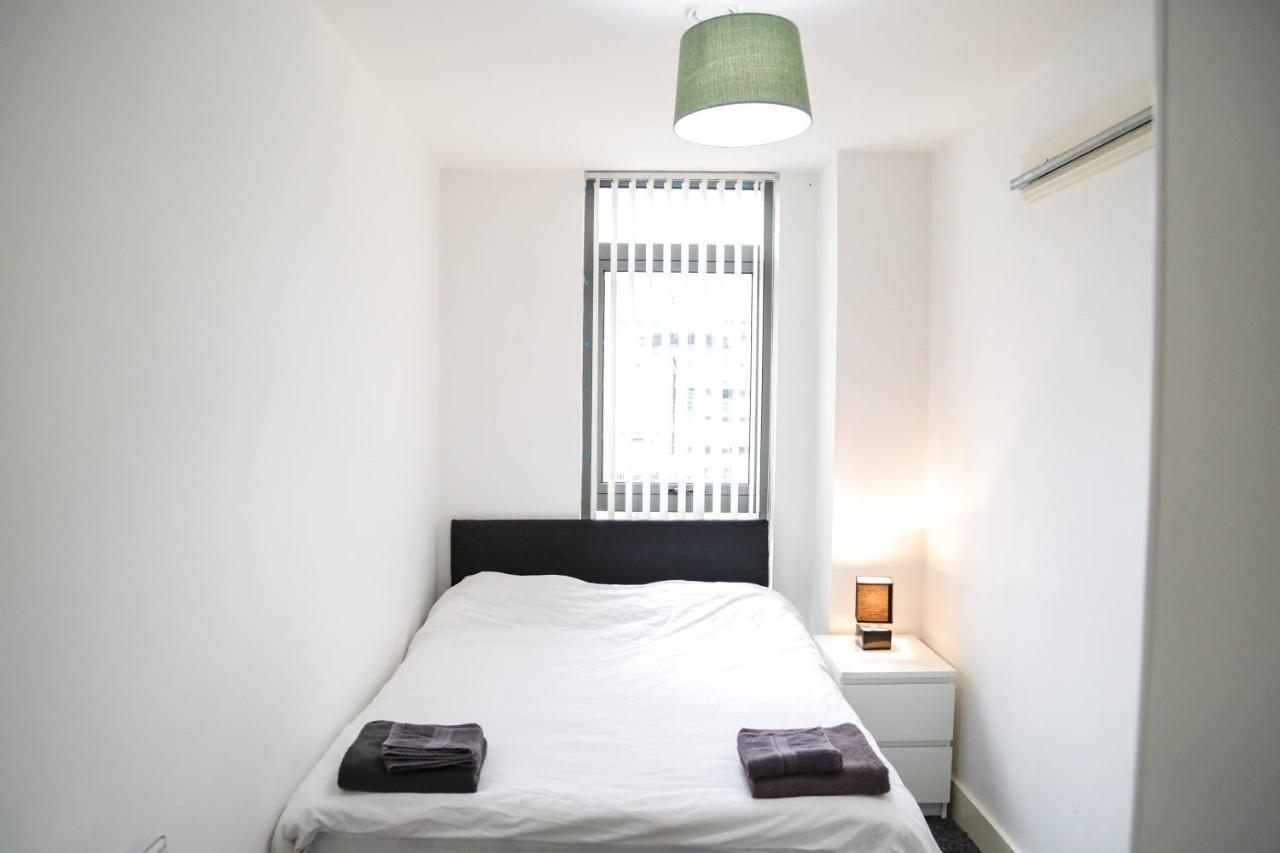 Serviced Apartment In Liverpool City Centre - Free Parking - Balcony - By Happy Days Luaran gambar